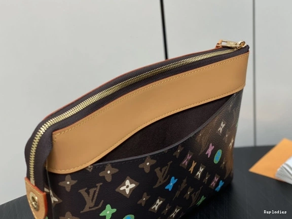 Cheap LOUIS VUITTON VOYAGE POCHETTE SOUPLE-32*21*8CM 0824